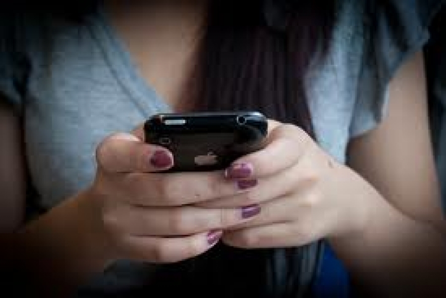 Teen Sexting May Lead To Increased Sexual Behavior